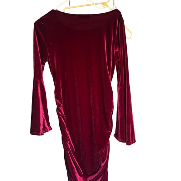Rosie Velvet Bell Sleeve Bodycon Dress - Picture 4 of 9